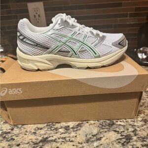 ASICS Gel-1130 White and Green Tint Sneakers